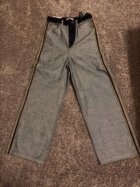 Zara Light Gray Wide-Leg Jeans with Black & Gold Side Stripe